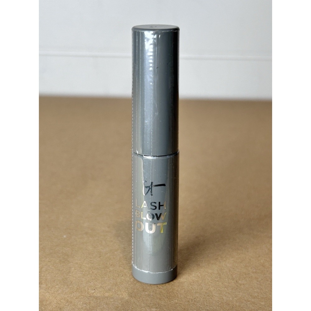 IT Cosmetics Lash Blowout Mascara Good Lash Day Black 0.10 oz SEALED